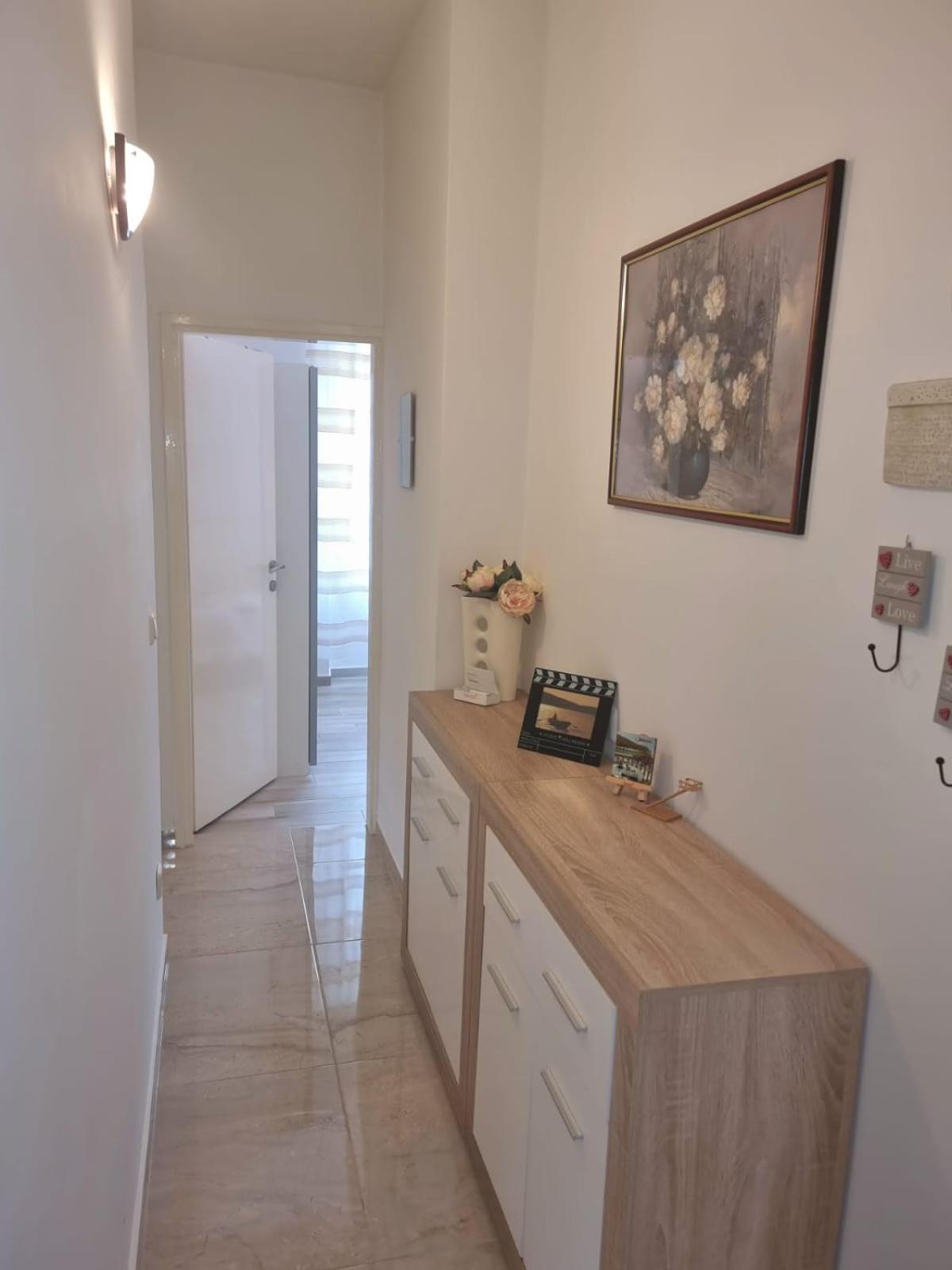 Apartment Paula Jadranovo Eksteriør bilde
